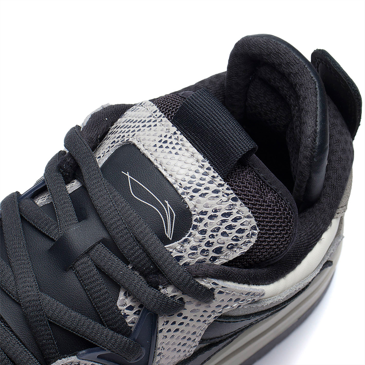 Herren Skate Sneaker "Only Me" Special Edition - AECS049-3 48 1/3 -US 14 - 310
