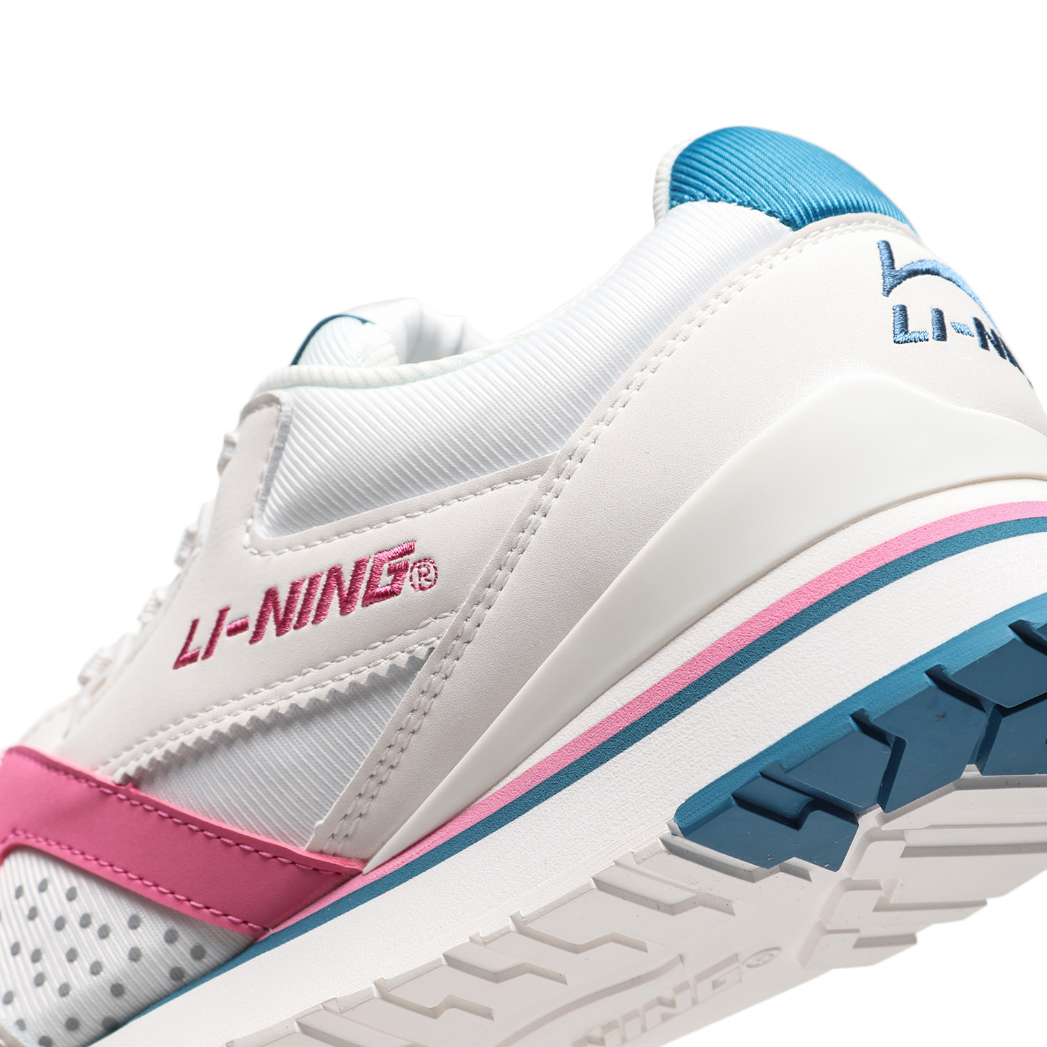 Damen Sneaker Classic 001 weiß - AGCQ088-1 Gr.40 1/3 -US 9